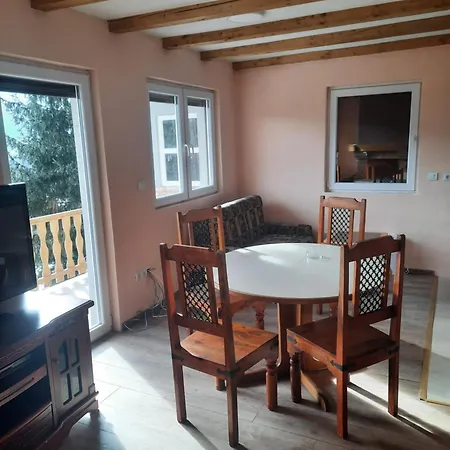 Kamini Ravna Planina Lejlighed *